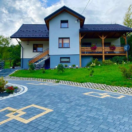 Domek Caloroczny "U Haliny" Mutne Luaran gambar