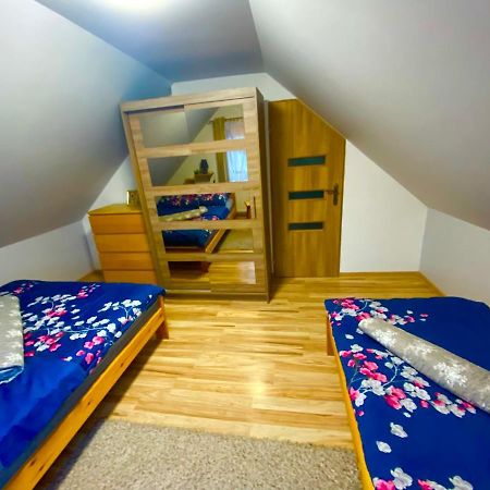 Domek Caloroczny "U Haliny" Mutne Luaran gambar