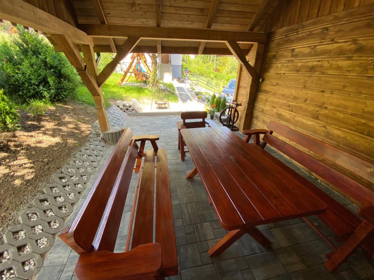 Domek Caloroczny "U Haliny" Mutne Luaran gambar
