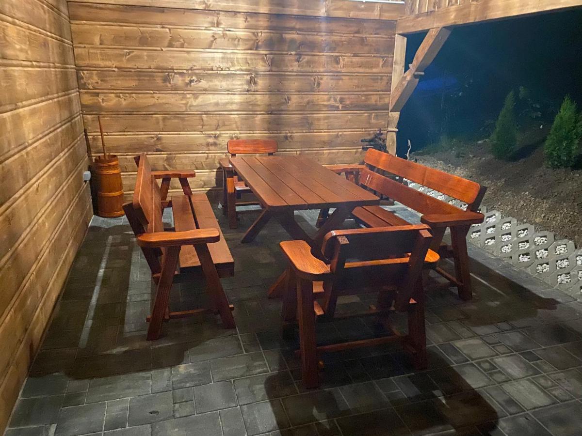 Domek Caloroczny "U Haliny" Mutne Luaran gambar